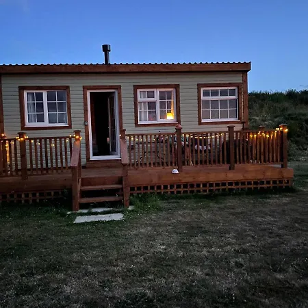 Dağ evi Keepers Shepherd Hut With Hot Tub